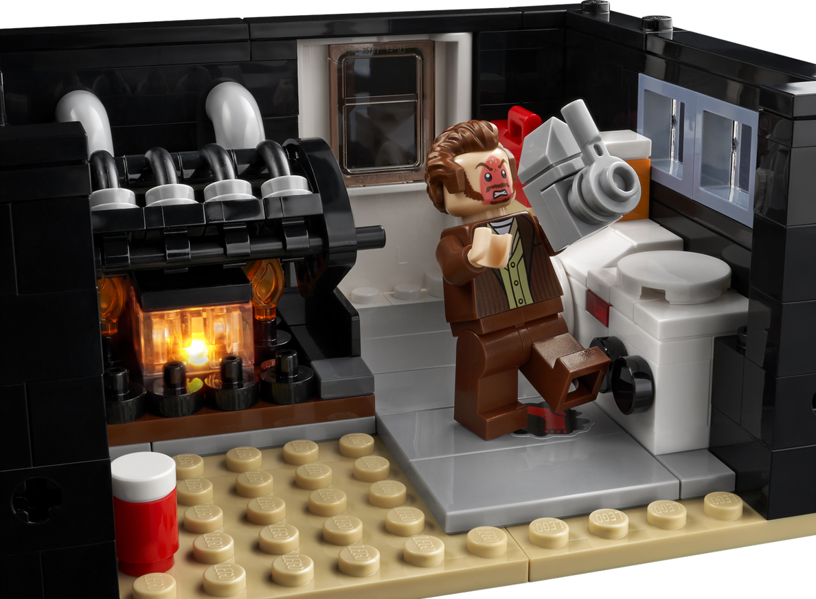 LEGO 21330 Home Alone (Один дома)