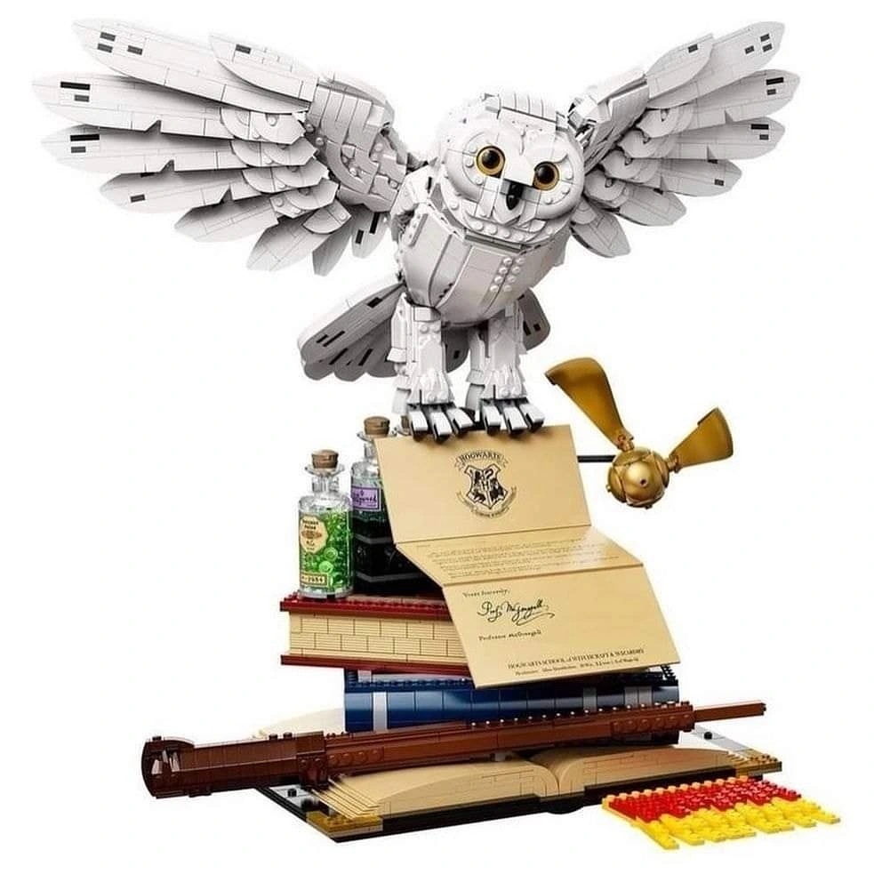 LEGO 76391 Harry Potter Hogwarts Icons Collectors’ Edition (Символы Хогвартса: коллекционное издание)